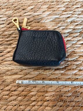 NWT. Hammit Syd Pouch signature black & red.